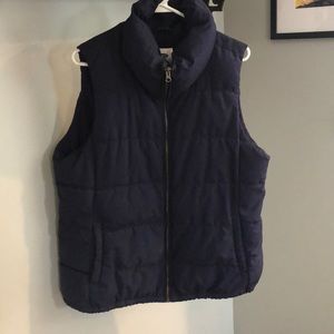Old navy puffy vest XL